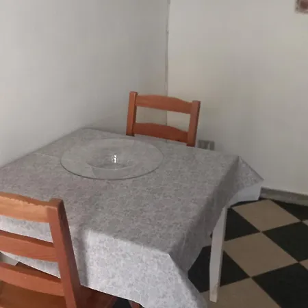 Camping Littlegarden House